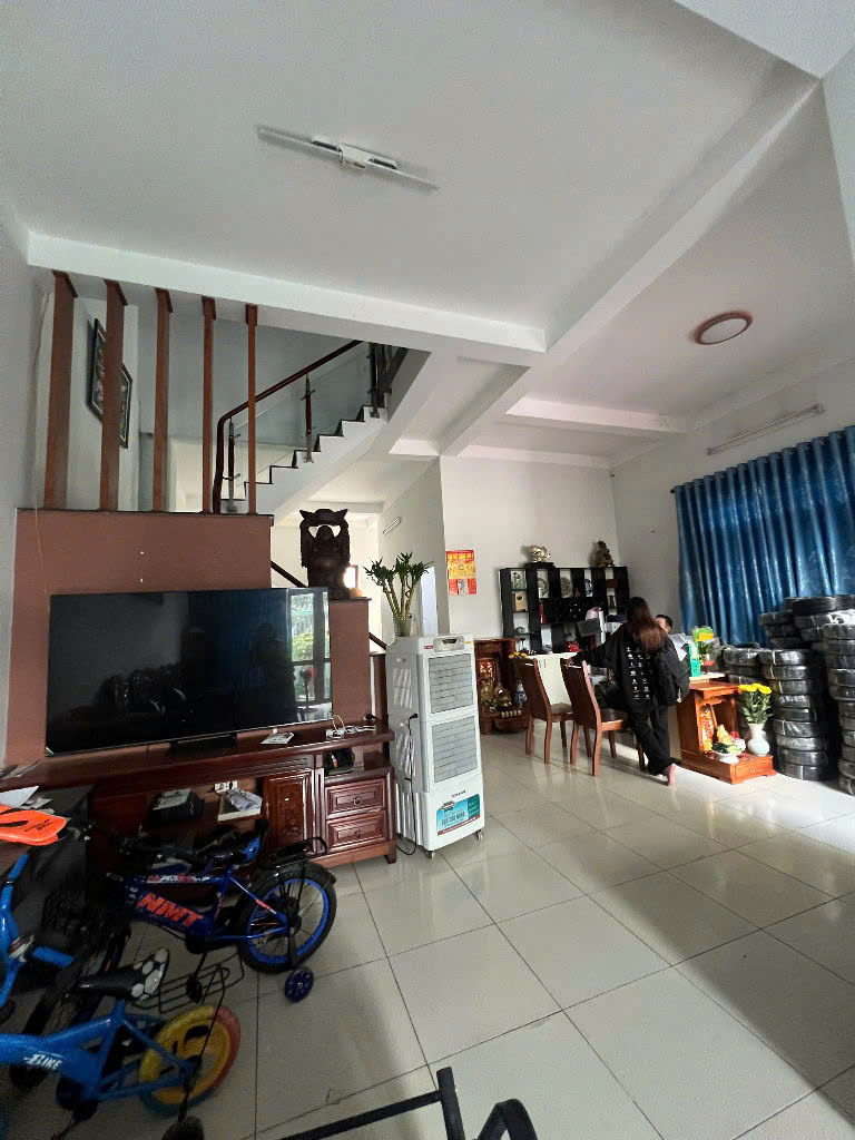 Nhà đất Bình Chánh 9t